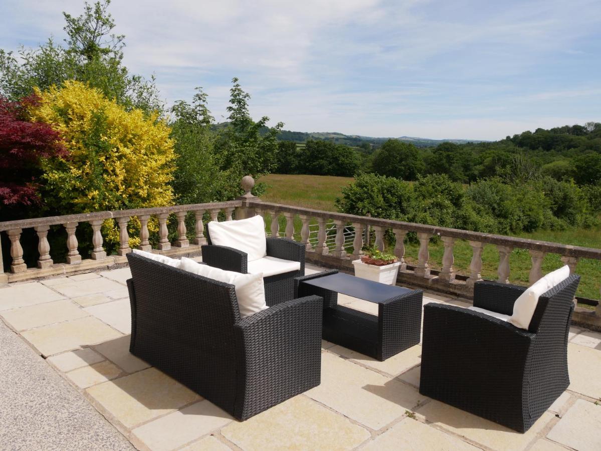 Penddaulwyn Uchaf Farm # Carmarthenshire Apartamento Nantgaredig Exterior foto
